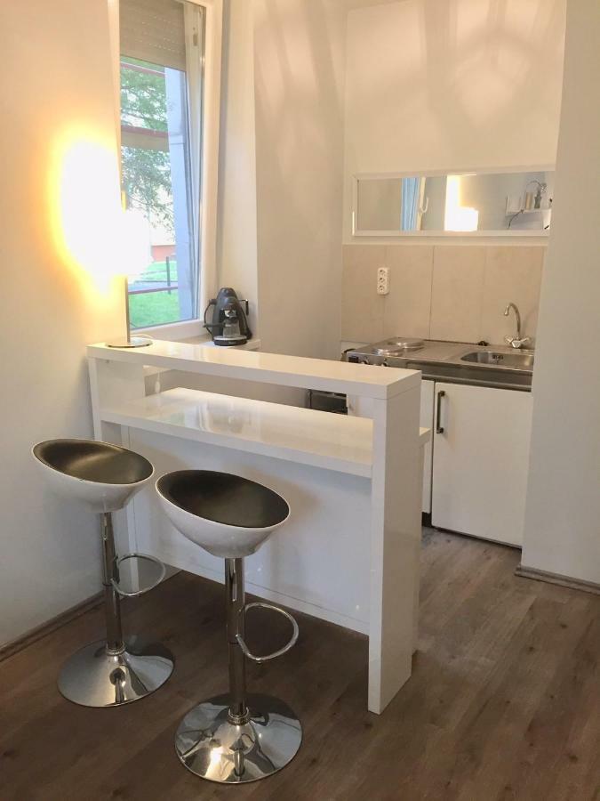 Appartement Miracle Apartman Sárvár Extérieur photo